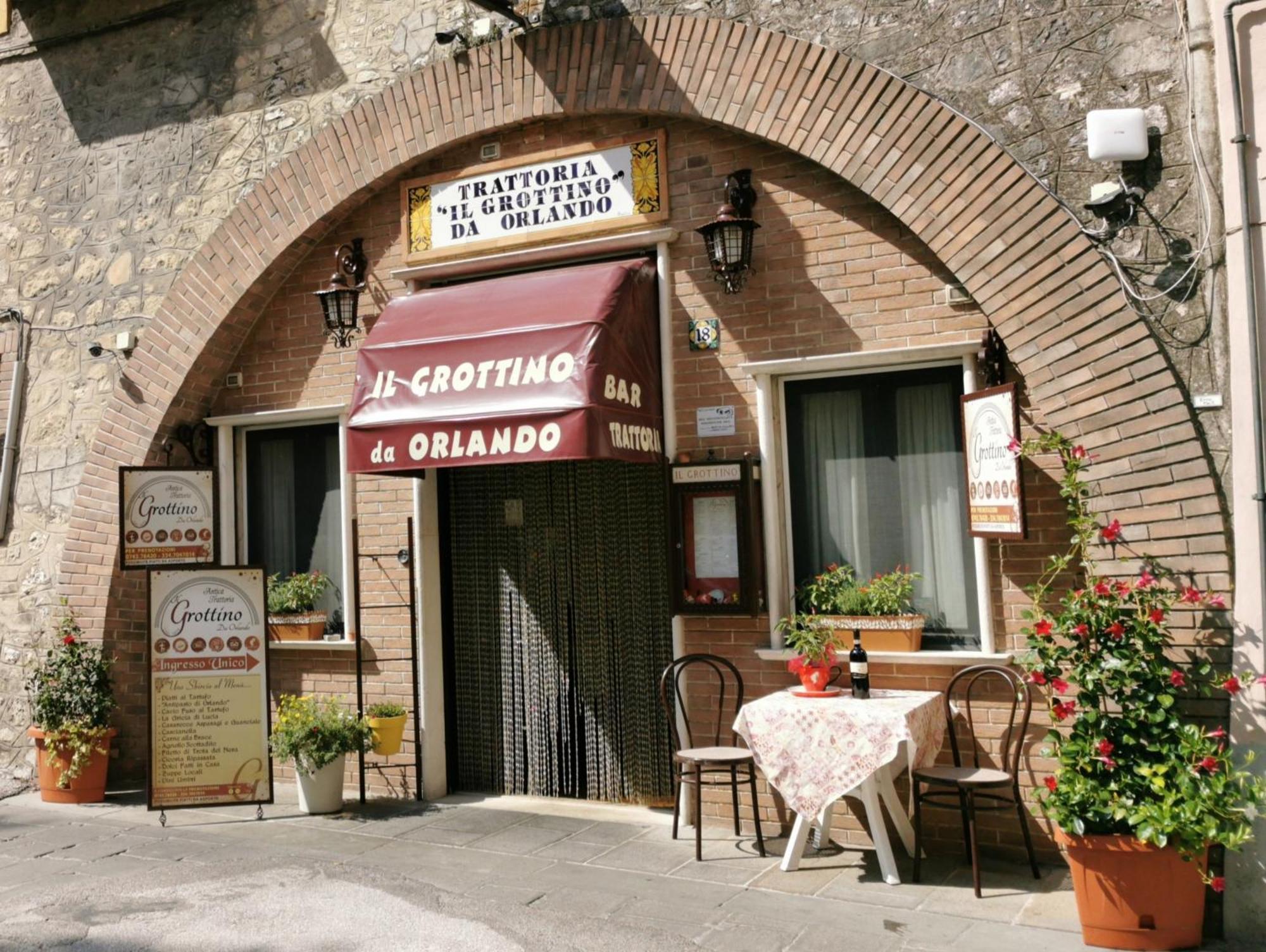 Lucyben Guesthouse Cascia Exterior photo